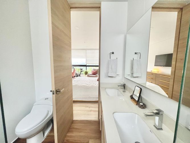 Apartamento en  Venta en Loma del Escobero, Envigado - Miniatura 18