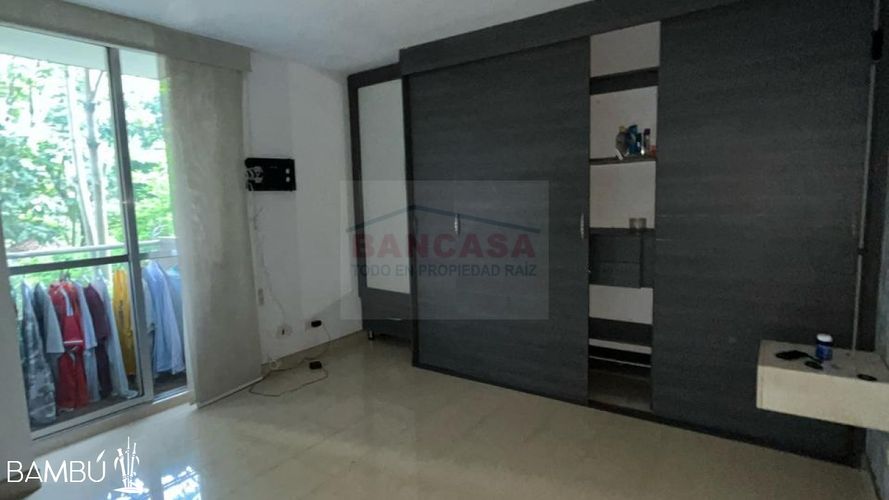 Apartamento en  Arriendo en Loma de los bernal, Medellín - Miniatura 5