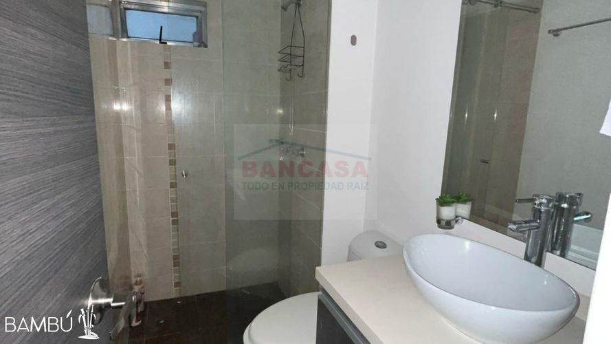 Apartamento en  Arriendo en Loma de los bernal, Medellín - Miniatura 7