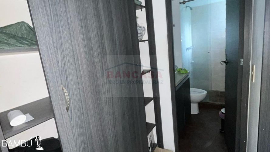 Apartamento en  Arriendo en Loma de los bernal, Medellín - Miniatura 8
