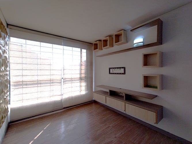 Apartamento en  Venta en Lago Timiza, Bogotá - Imagen 1