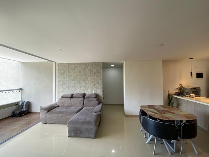 Apartamento en  Venta en El salado, Envigado - Miniatura 3