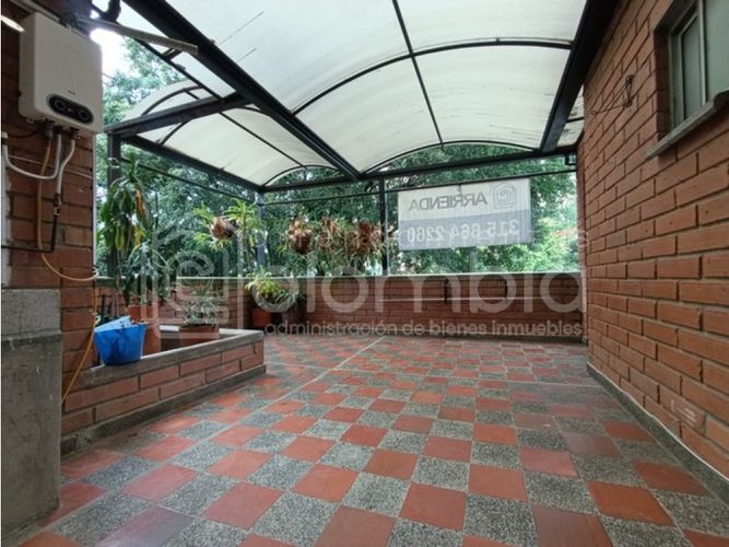 Apartaestudio en  Arriendo en El Poblado, Medellín - Miniatura 8