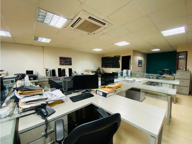Oficina en  Arriendo en Guayabal, Medellín - Imagen 1