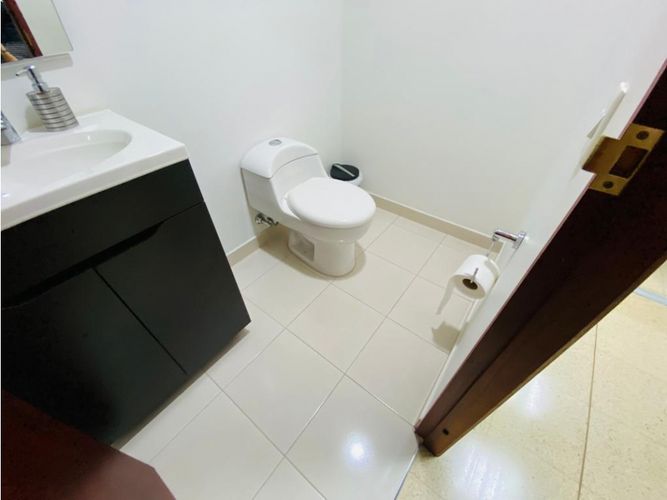 Oficina en  Arriendo en Guayabal, Medellín - Miniatura 12