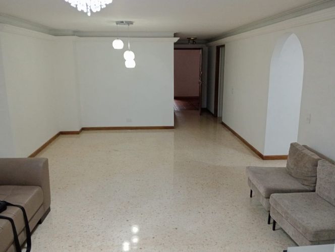 Apartamento en  Arriendo en Laureles, Medellín - Miniatura 3