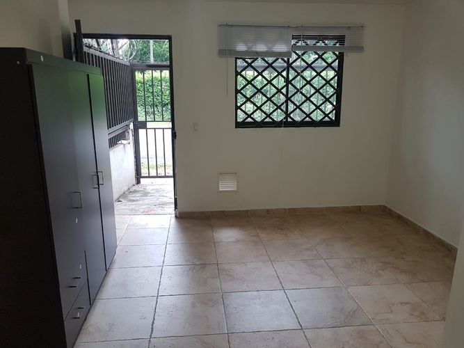 Apartaestudio en  Arriendo en Prados del norte, Cali - Miniatura 6