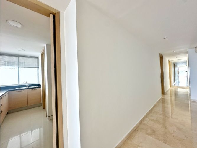 Apartamento en  Venta en Castillogrande, Cartagena - Miniatura 8