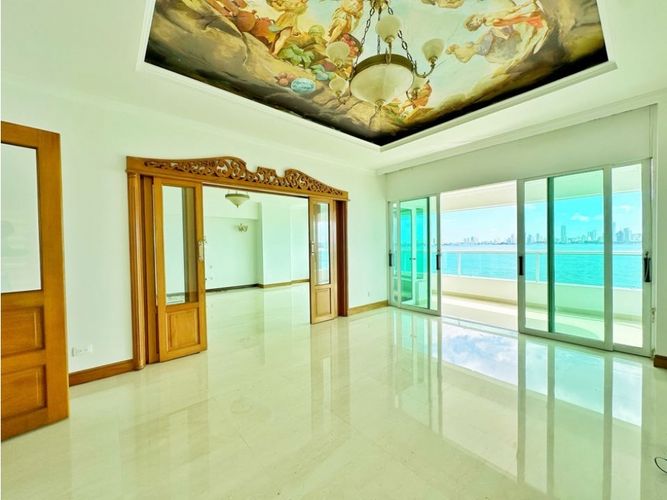 Apartamento en venta en Castillogrande, Cartagena - Miniatura 3