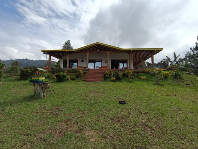 Finca en  Arriendo en La clara, Guarne - Imagen 1