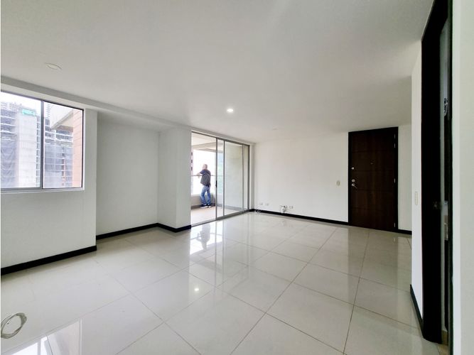 Apartamento en  Venta en Aves Maria, Sabaneta - Miniatura 3