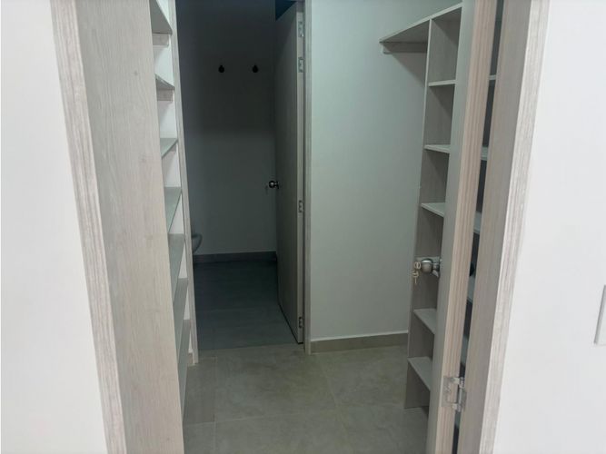 Apartamento en  Venta en La castellana, Medellín - Miniatura 3