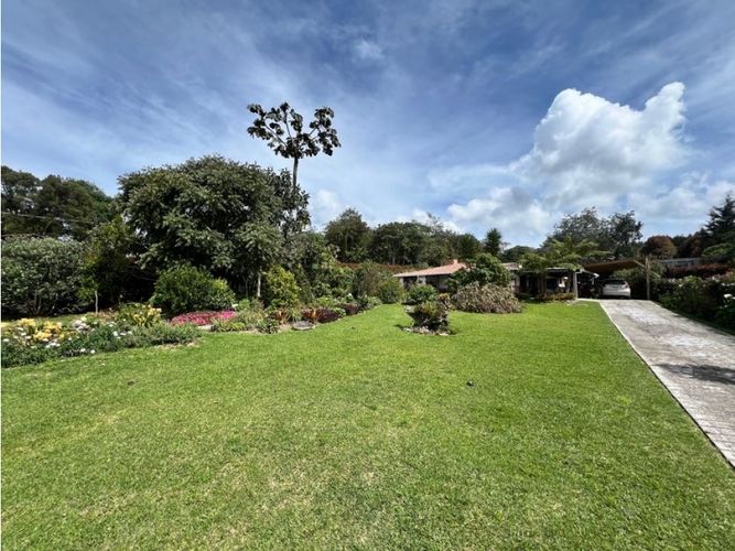 Finca en  Arriendo en Santa Elena, Medellín - Miniatura 4