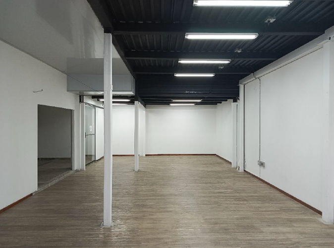 Local en  Arriendo en La esmeralda, Itaguí - Imagen 1