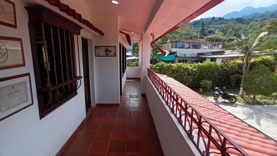 Finca en  Venta en El centro, La mesa - Miniatura 12