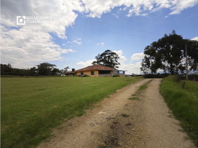 Finca en  Venta en Sesquilé - Miniatura 2