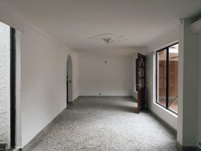 Casa en  Arriendo en Belén, Medellín - Miniatura 2