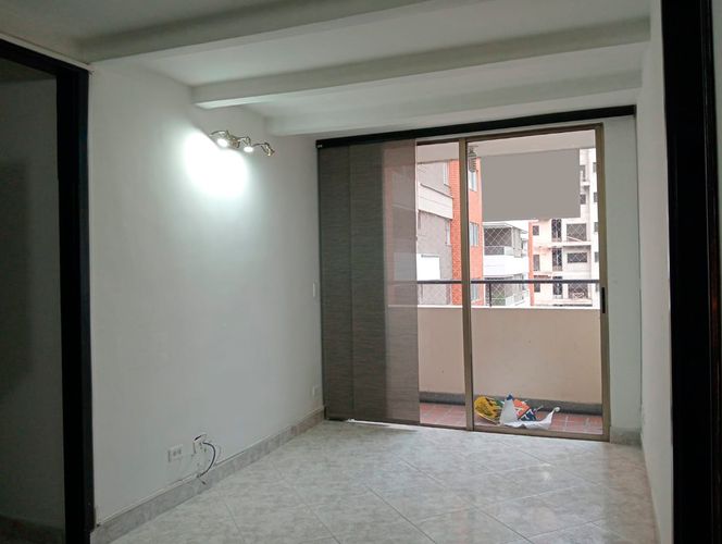 Apartamento en  Arriendo en Laureles, Medellín - Imagen 1