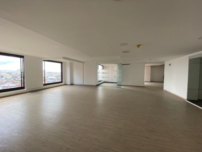 Oficina en  Arriendo en Quinta camacho, Bogotá - Miniatura 4