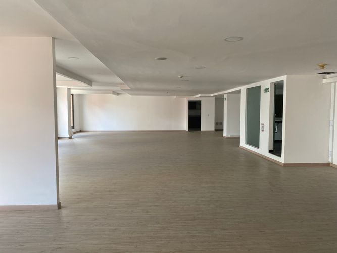 Oficina en  Arriendo en Quinta camacho, Bogotá - Miniatura 7