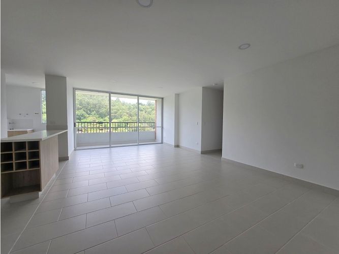 Apartamento en  Venta en Los colores, Medellín - Imagen 1