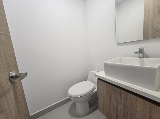 Apartamento en  Venta en Los colores, Medellín - Miniatura 3