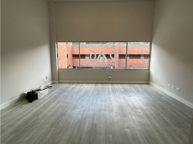 Oficina en  Arriendo en Milla de Oro, Envigado - Miniatura 4