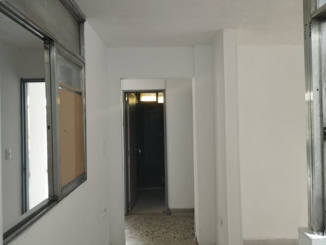 Local en  Arriendo en Suramericana, Medellín - Miniatura 10