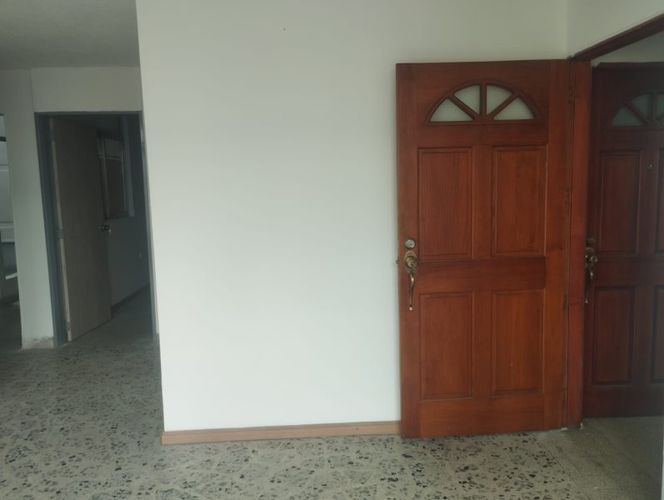 Local en  Arriendo en Suramericana, Medellín - Miniatura 12