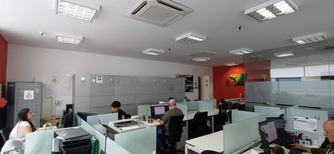 Oficina en  Arriendo en Las lomas no.1, Medellín - Miniatura 6