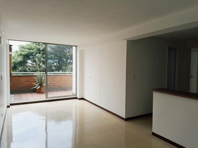 Apartamento en  Arriendo en Belén, Medellín - Imagen 1