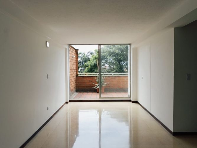 Apartamento en  Arriendo en Belén, Medellín - Miniatura 2