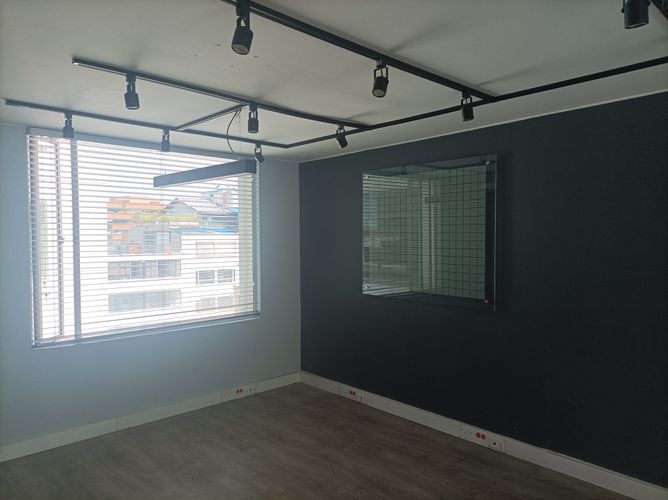 Oficina en  Arriendo en Lago gaitan, Bogotá - Miniatura 13