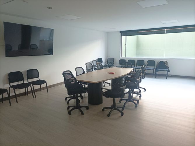 Oficina en  Arriendo en Lago gaitan, Bogotá - Miniatura 26
