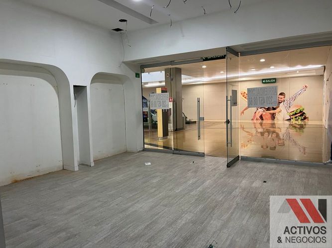 Local en arriendo en El Poblado, Medellín - Miniatura 3