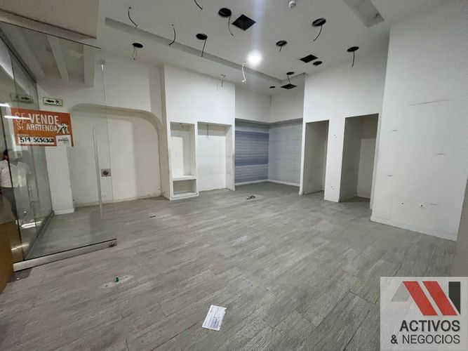 Local en arriendo en El Poblado, Medellín - Miniatura 9