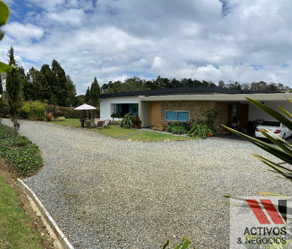Casa en  Arriendo en Mesa, Envigado - Imagen 1