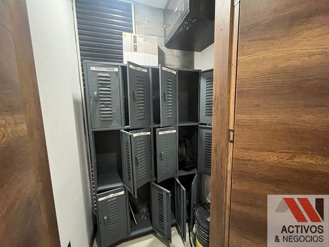 Oficina en arriendo en El Poblado, Medellín - Miniatura 10