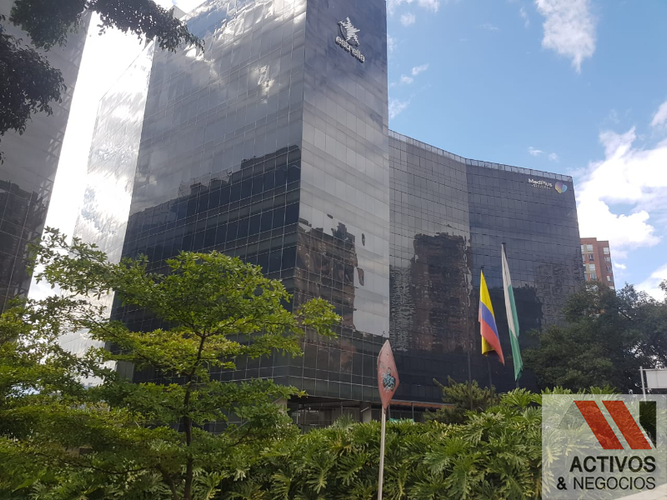 Oficina en  Venta en El Poblado, Medellín - Miniatura 2