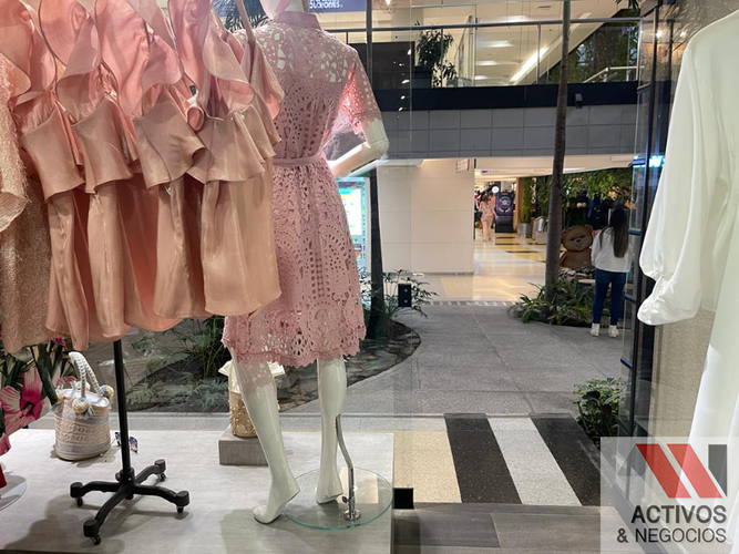 Local en venta en El Poblado, Medellín - Miniatura 6