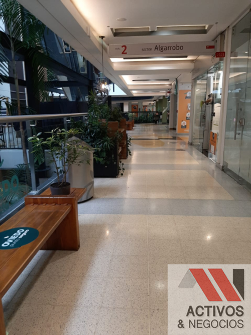 Local en venta en El Poblado, Medellín - Miniatura 9