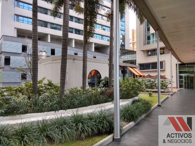Oficina en venta en El Poblado, Medellín - Miniatura 3