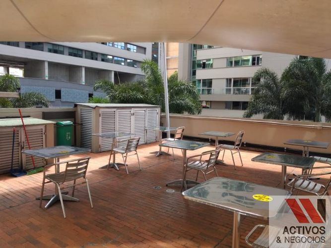 Oficina en venta en El Poblado, Medellín - Miniatura 8