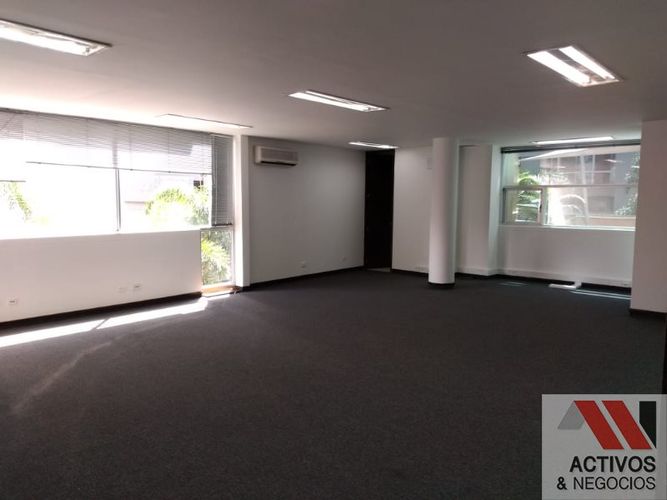 Oficina en venta en El Poblado, Medellín - Miniatura 20