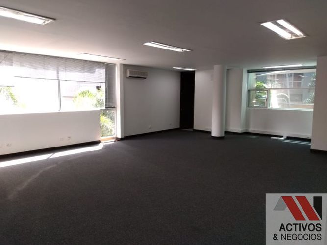 Oficina en venta en El Poblado, Medellín - Miniatura 21