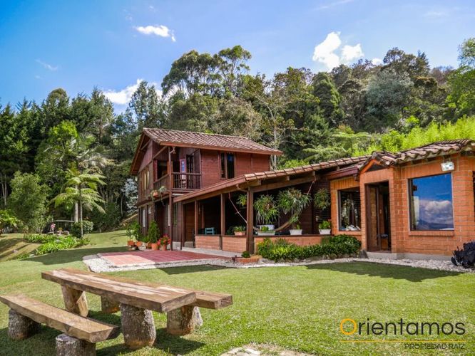 Finca en arriendo en Chachafruto, Rionegro - Imagen 1