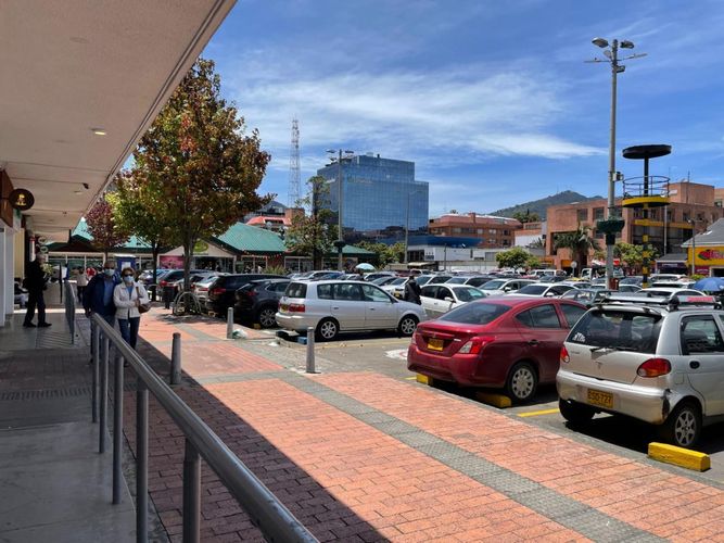 Local en  Arriendo en Santa barbara occidental, Bogotá - Miniatura 8