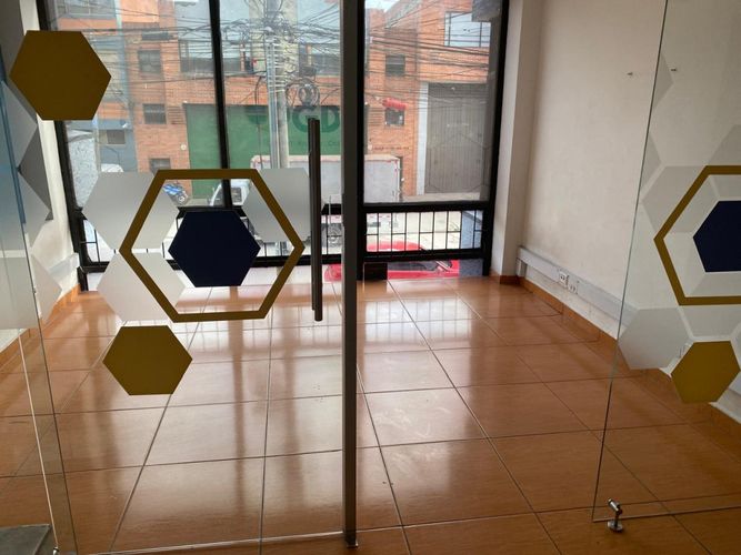 Edificio en  Arriendo en Montevideo, Bogotá - Imagen 1