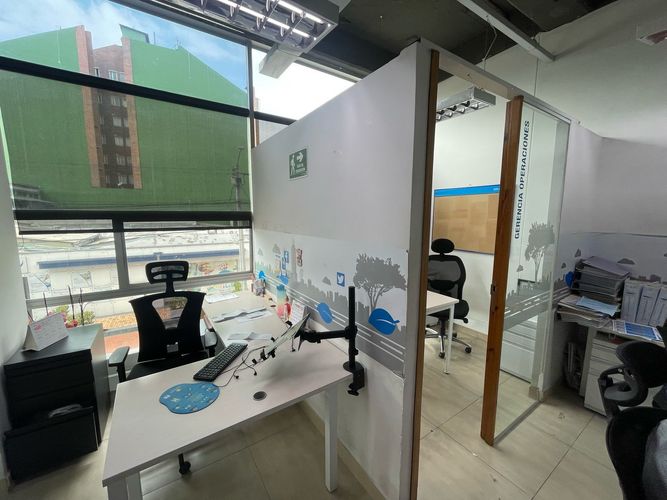 Oficina en  Arriendo en Santa Paula, Bogotá - Miniatura 8