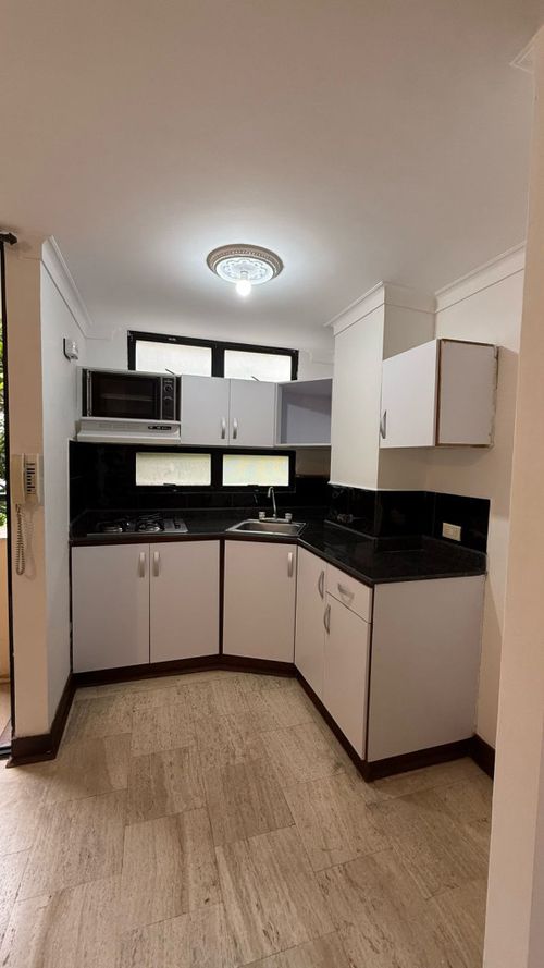 Apartaestudio en  Venta en Laureles, Medellín - Miniatura 3